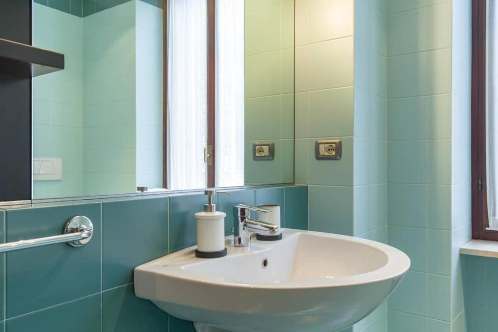 Comfortable Apartment Behind Arena Di Verona Luaran gambar
